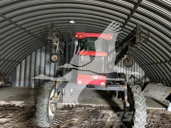 Apache AS1010 Самоходные опрыскиватели