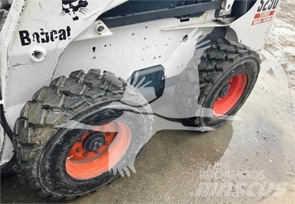 Bobcat S250 Мини-погрузчики