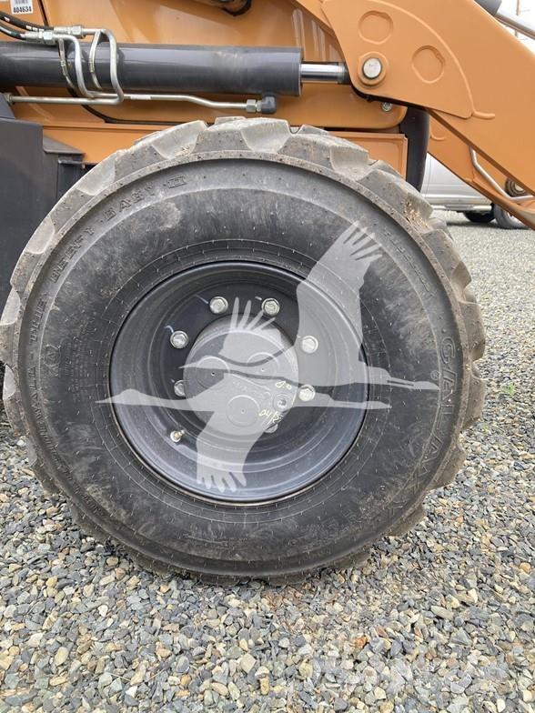 CASE 580SV Экскаваторы-погрузчики