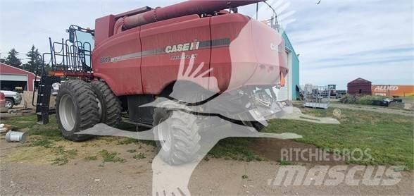 Case IH 8010 Зерноуборочные комбайны