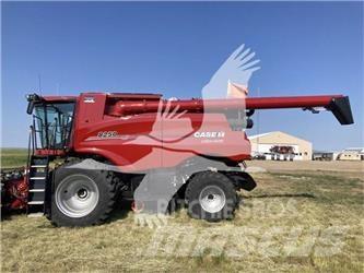 Case IH 8250 Зерноуборочные комбайны