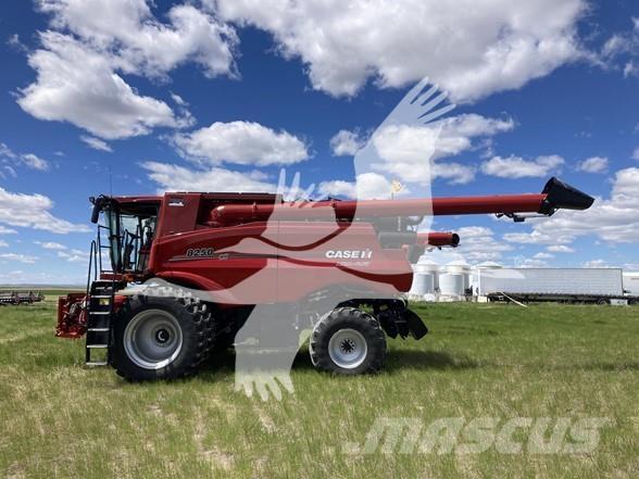 Case IH 8250 Зерноуборочные комбайны