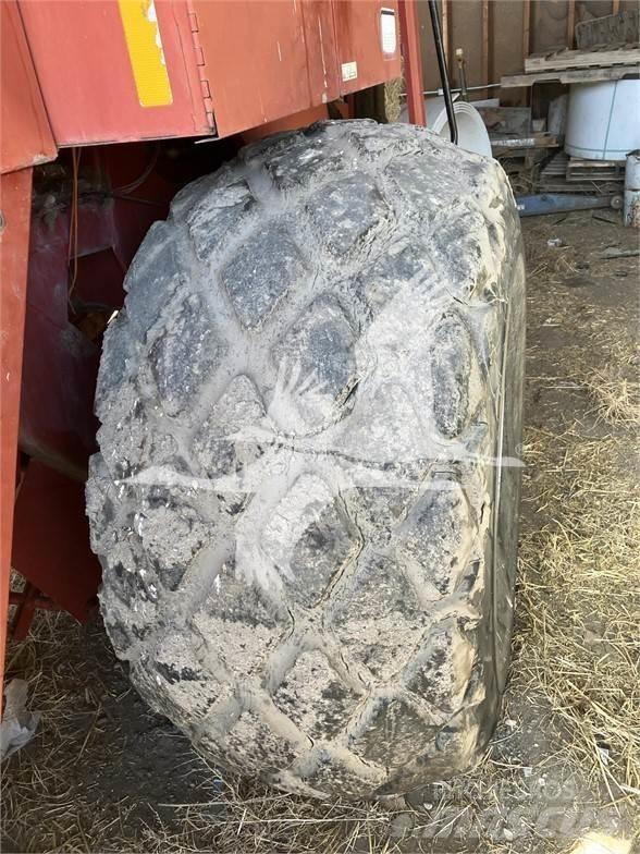 Case IH 8580 Тюковые пресс-подборщики