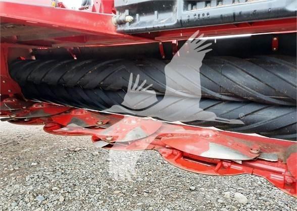Case IH DC163 Рядковые косилки