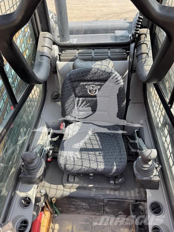 CASE TV450B Мини-погрузчики