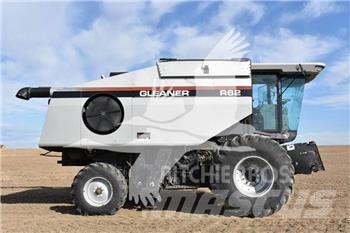 Gleaner R62 Зерноуборочные комбайны