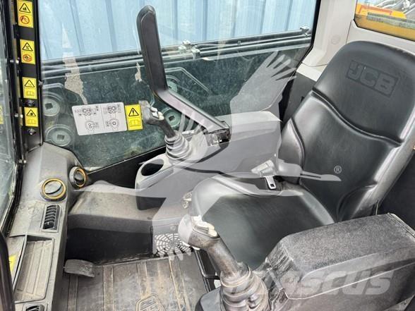 JCB 3TS-8T Мини-погрузчики