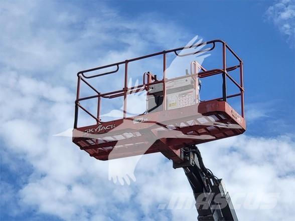 SkyJack SJ82T Телескопические подъемники