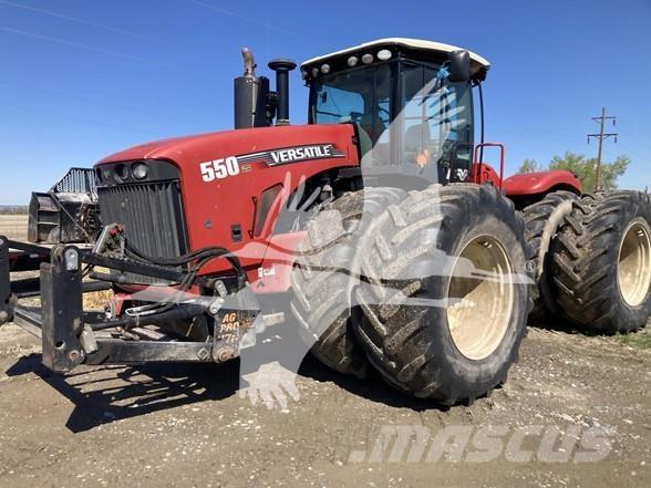 Versatile 550 Трактора