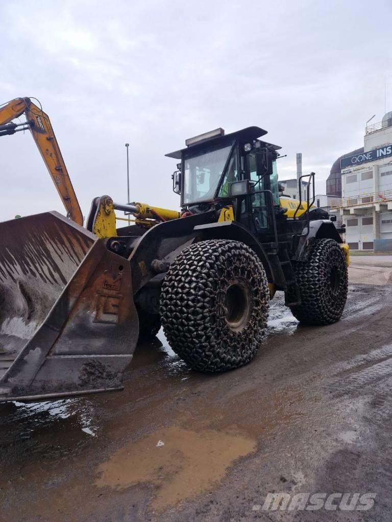 Hitachi ZW250-6 Фронтальные погрузчики