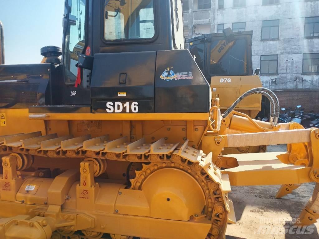 Shantui SD 16 Гусеничные бульдозеры