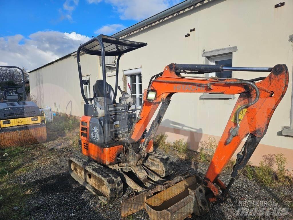 Hitachi ZX 19 U Мини-экскаваторы