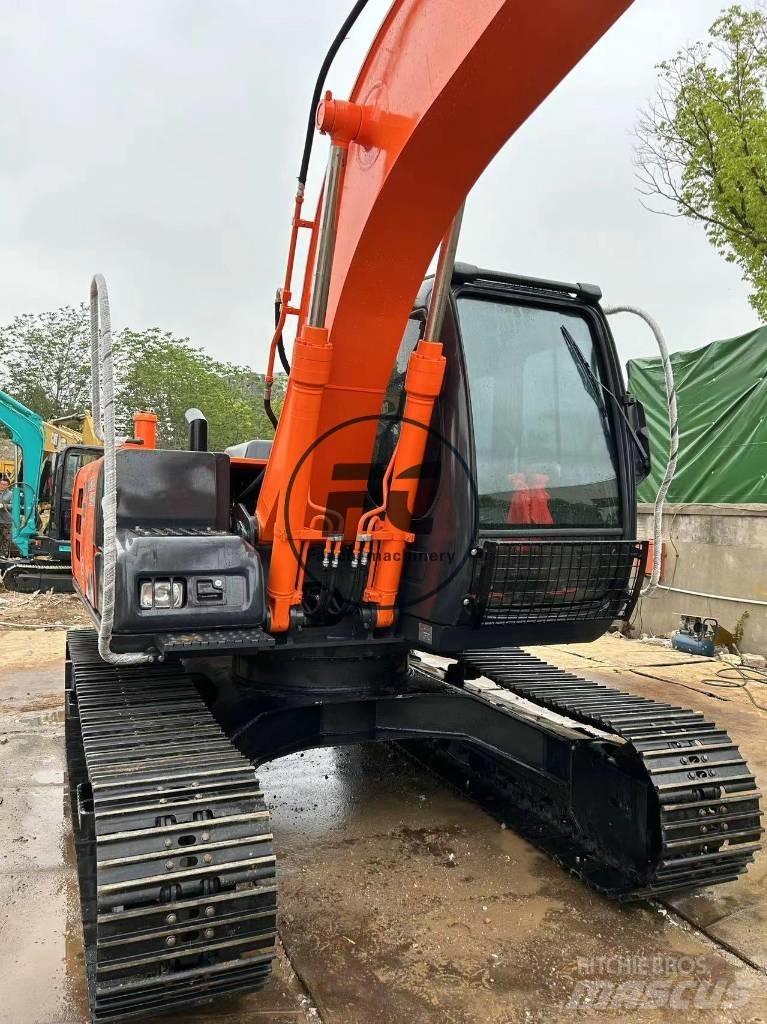 Hitachi ZX 120-6 Малые экскаваторы 7т-12т