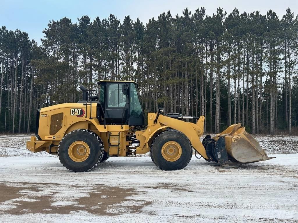 CAT 950 Фронтальные погрузчики