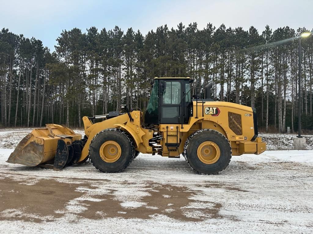 CAT 950 Фронтальные погрузчики