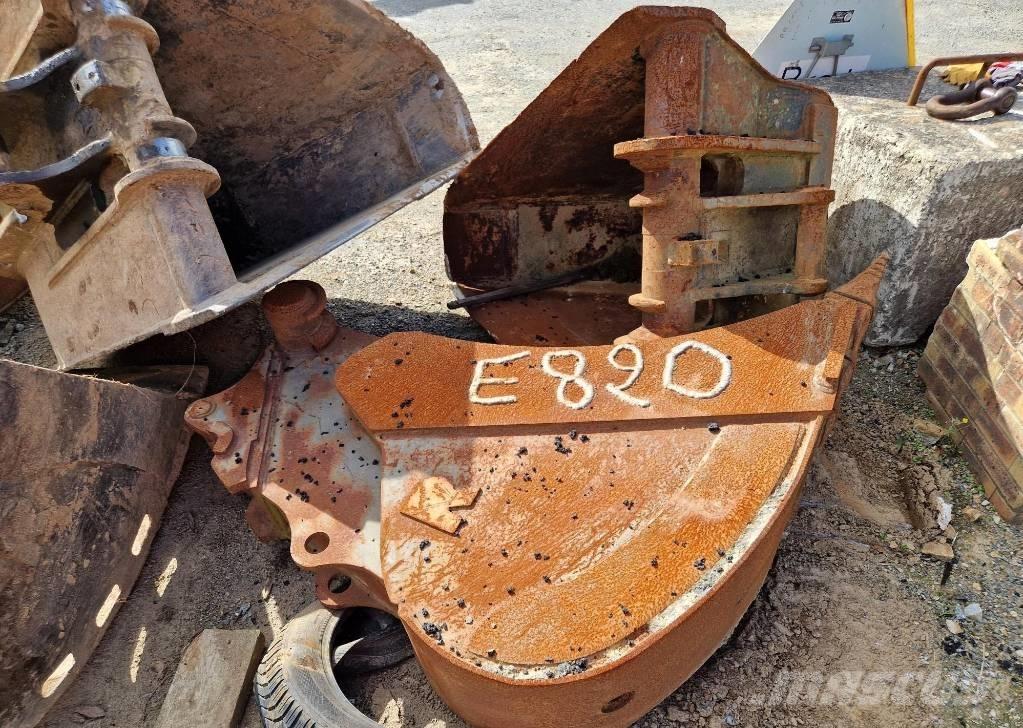 JCB JS 145 W Колёсные экскаваторы