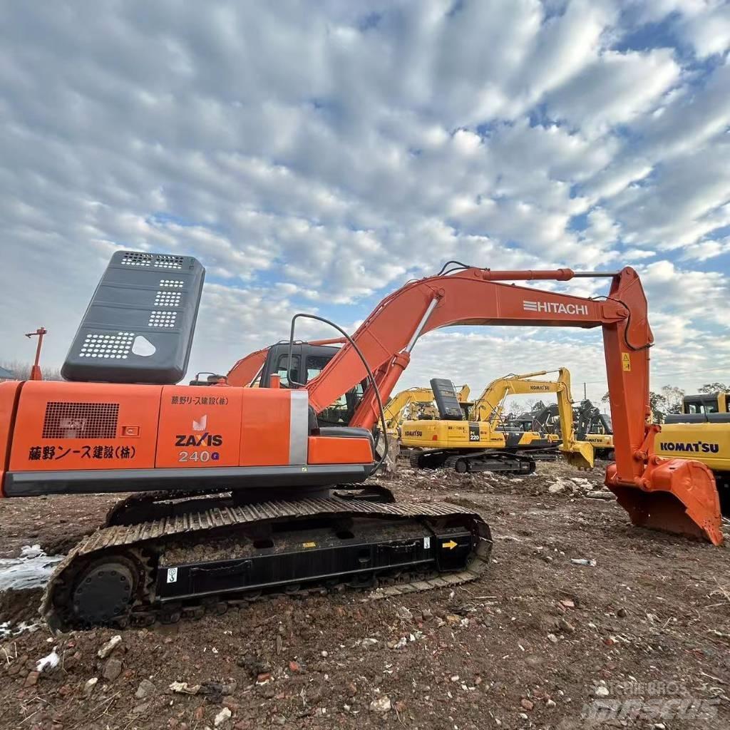 Hitachi ZX 240 Гусеничные экскаваторы