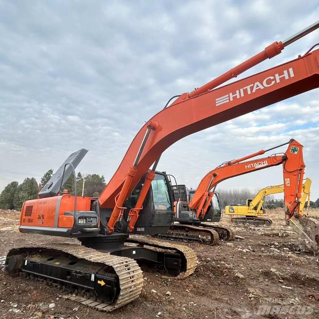 Hitachi ZX 240 Гусеничные экскаваторы