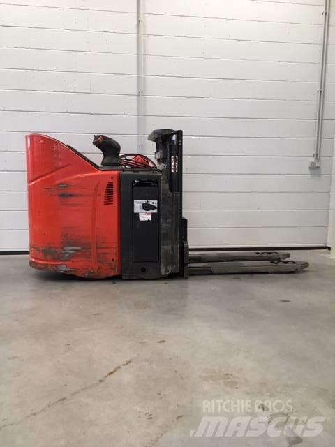 Linde D12HPSP/133 Самоходные электроштабелёры