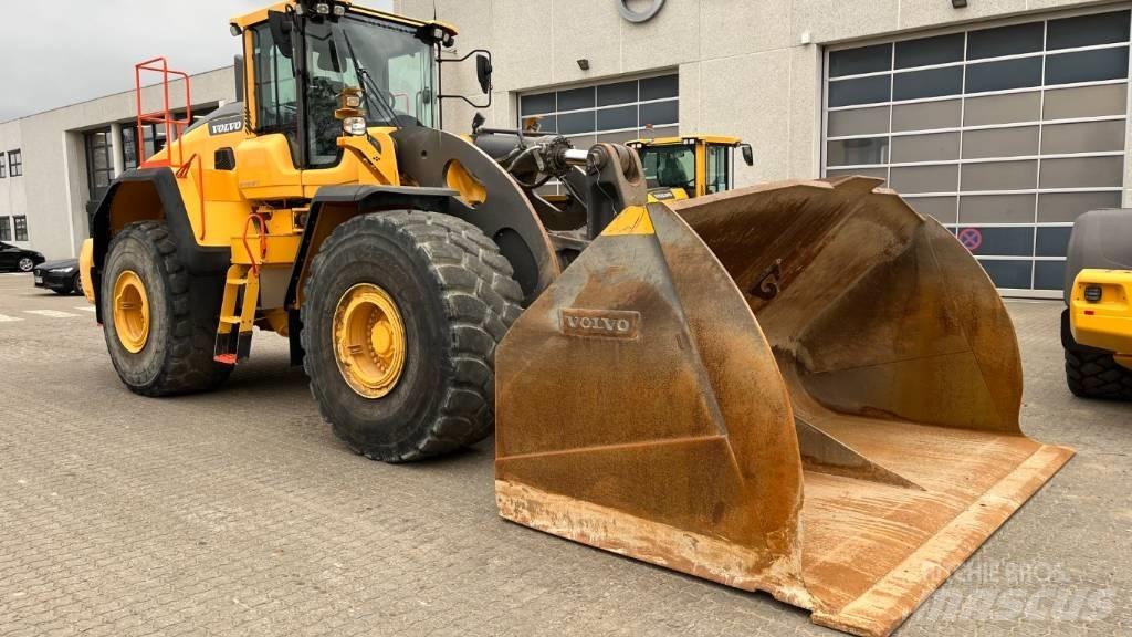 Volvo L260H Фронтальные погрузчики