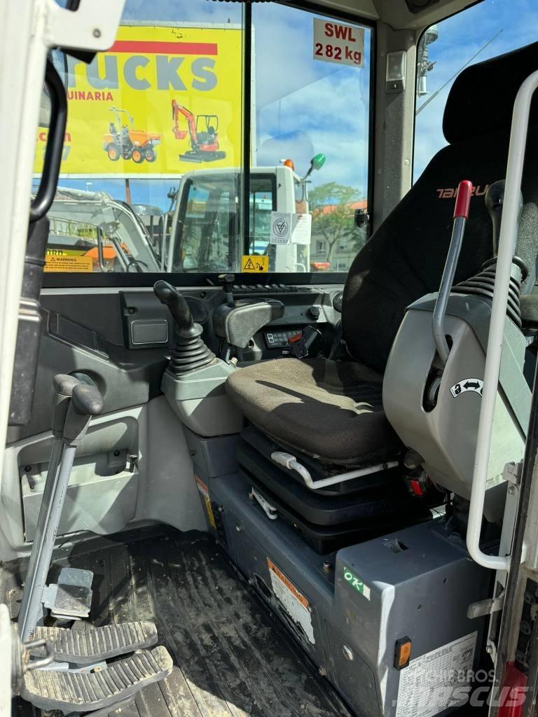 Takeuchi TB 230 Мини-экскаваторы