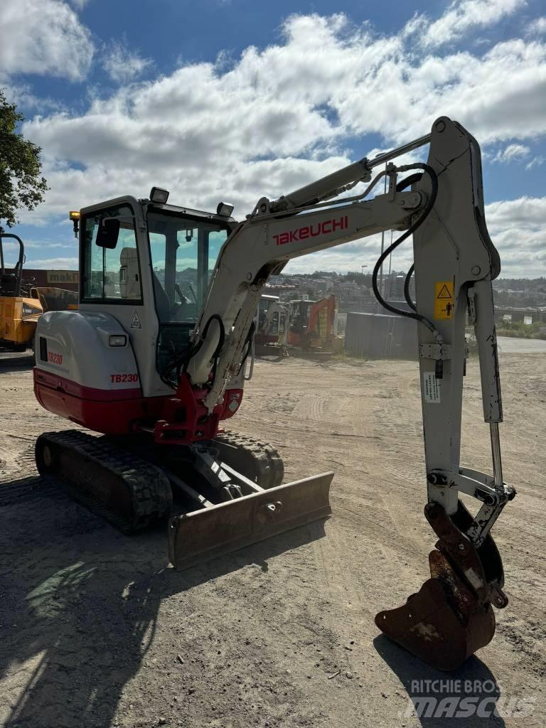 Takeuchi TB 230 Мини-экскаваторы