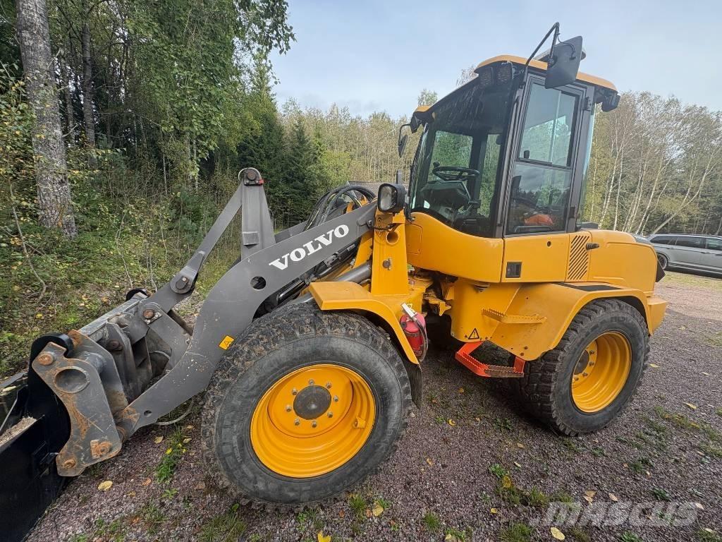 Volvo L 35 G Фронтальные погрузчики