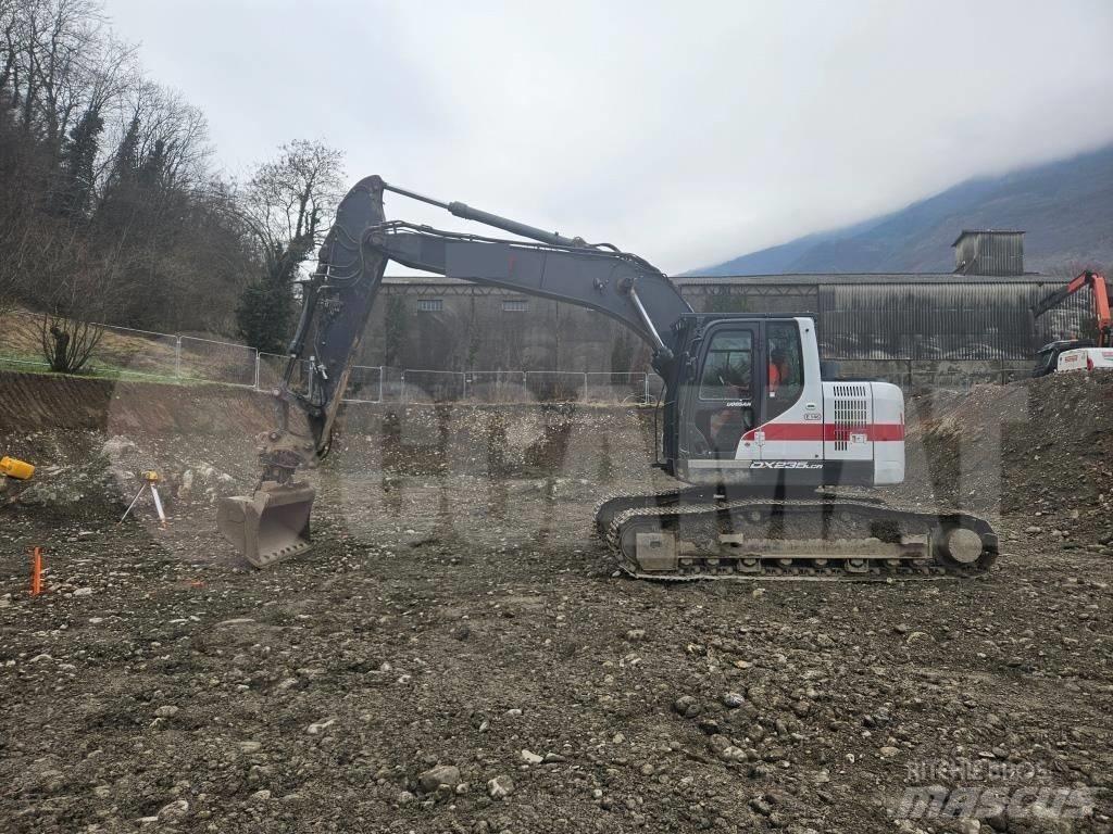 Doosan DX 235 LCR Гусеничные экскаваторы