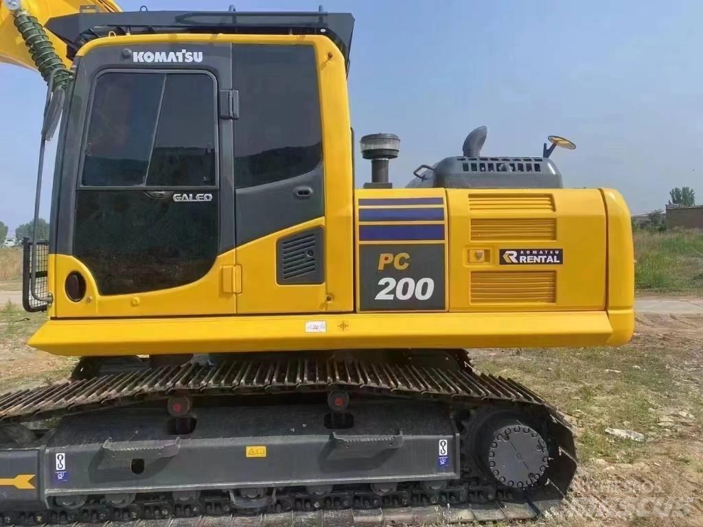 Komatsu PC 200-8 Малые экскаваторы 7т-12т