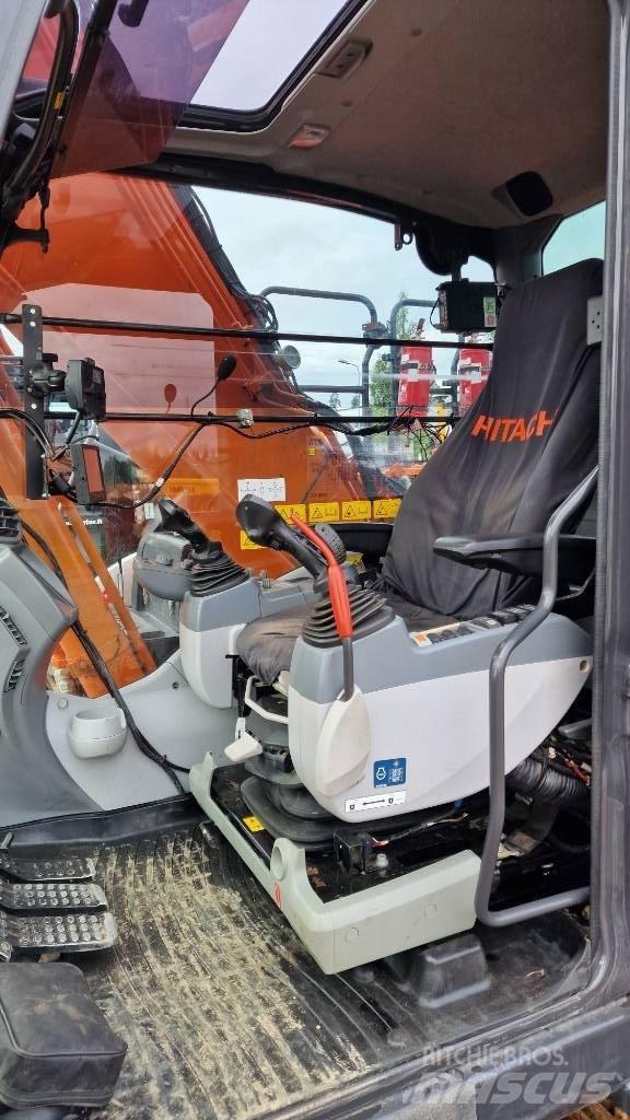 Hitachi ZX250LC-6 Гусеничные экскаваторы