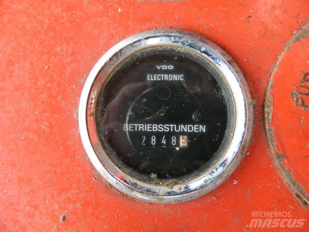 Deutz-Fahr 1302 Зерноуборочные комбайны