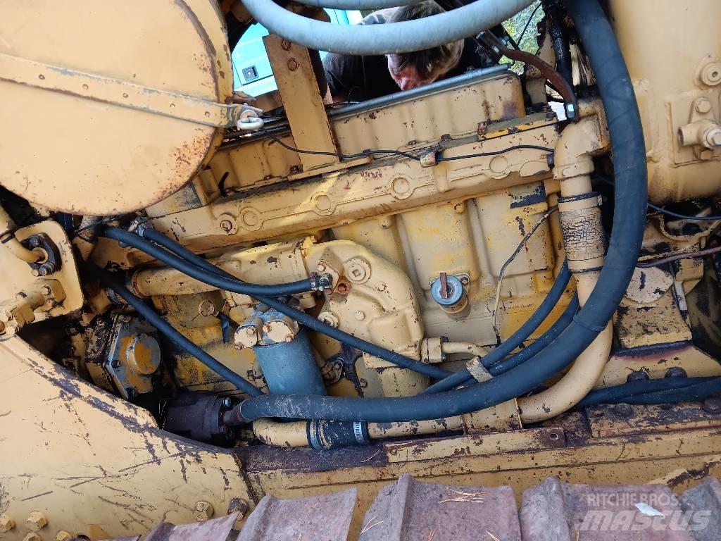 CAT D 5 B LGP Гусеничные бульдозеры
