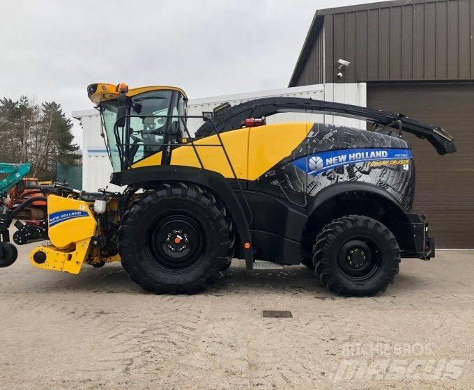 New Holland FR780 Самоходные кормоуборочные комбайны