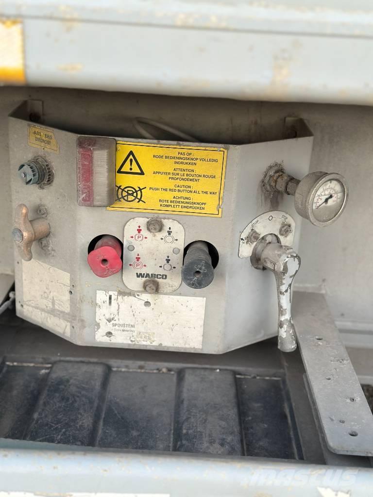 Stas SZ 336 V Самосвальные полуприцепы