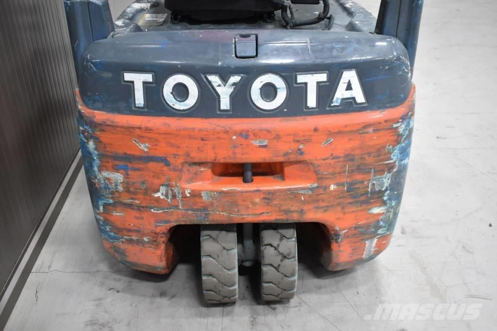 Toyota 8FBE16T Электропогрузчики