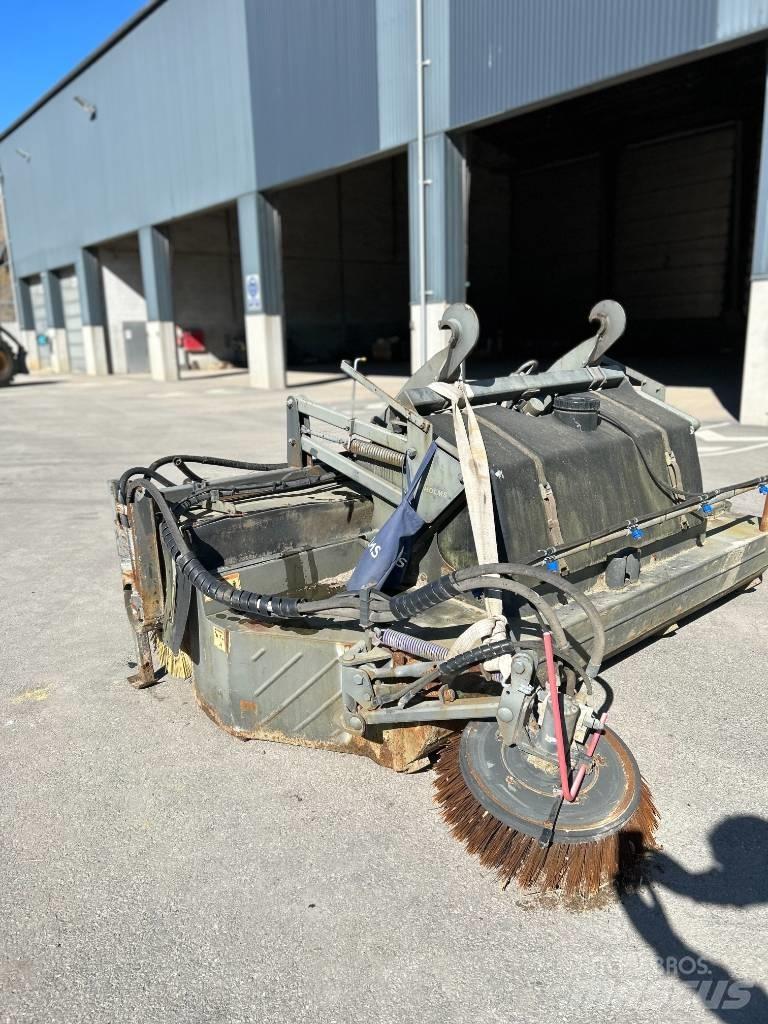 Holms Sweeper PH300 Навесные щетки