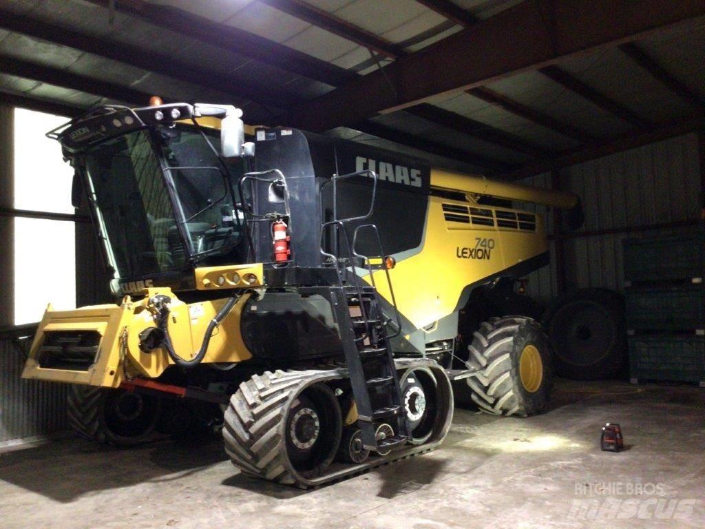 CLAAS Lexion 740 TT Зерноуборочные комбайны