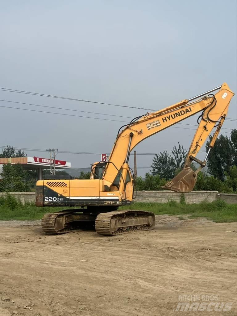 Hyundai R220-9S Гусеничные экскаваторы