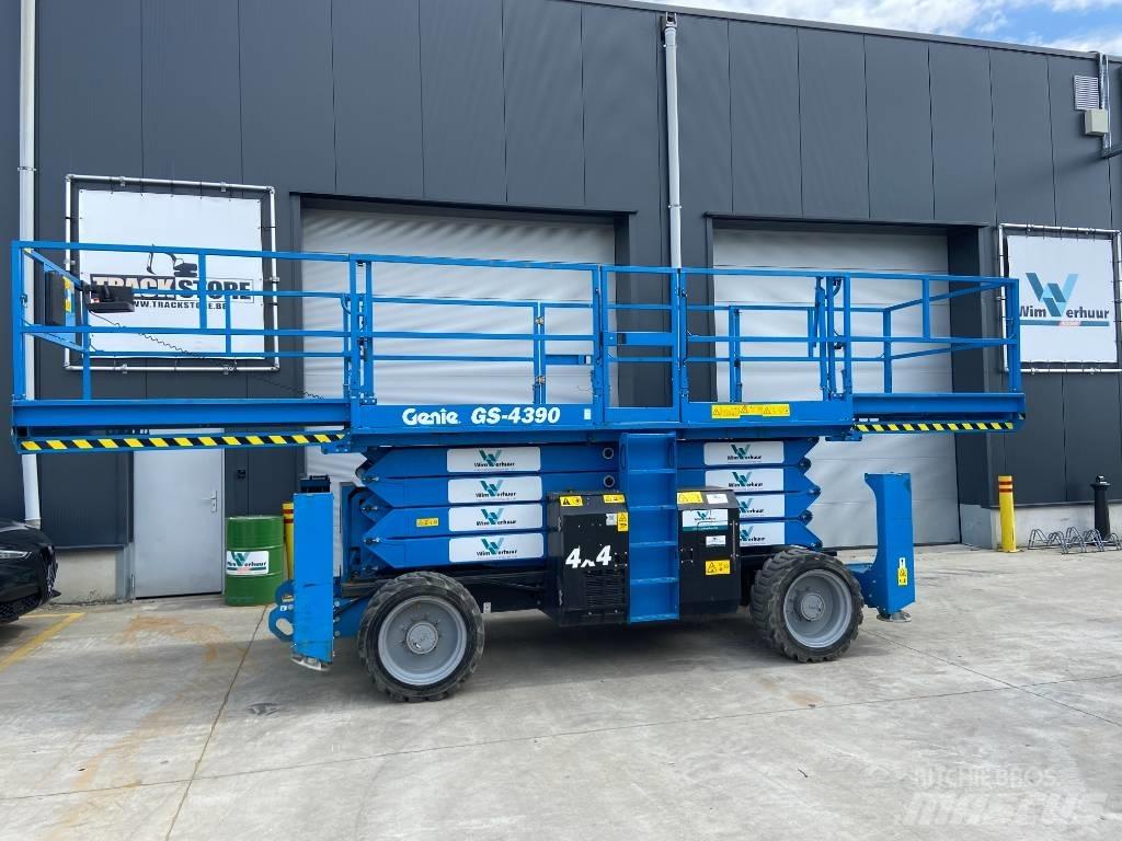 Genie GS 4390 Ножничные подъемники
