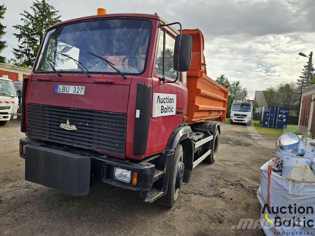 MAZ 555131 Грузовики-Самосвалы