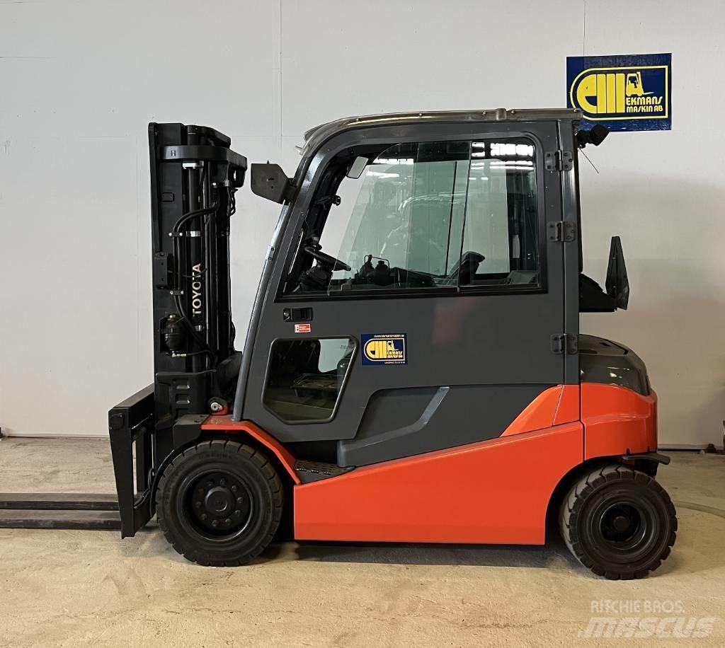 Toyota Truck 8FBMT40 Электропогрузчики