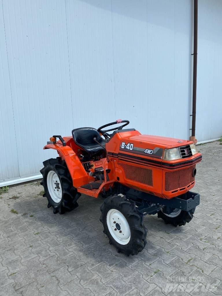 Kubota B 40 Коммунальные тракторы