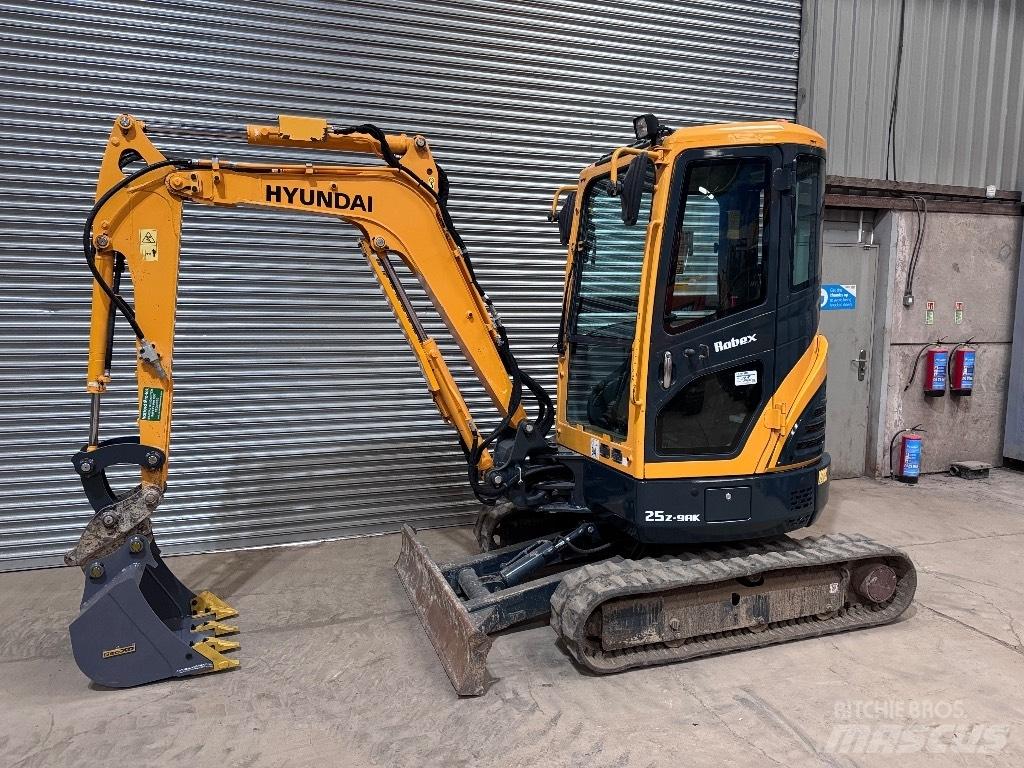 Hyundai R25Z-9 AK Мини-экскаваторы