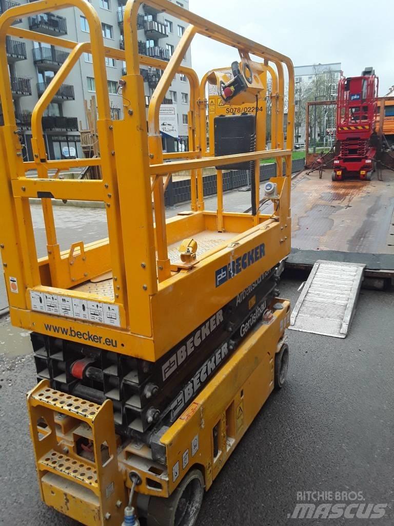 JCB S1930E (02294) Ножничные подъемники