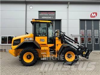JCB 411 HT Фронтальные погрузчики