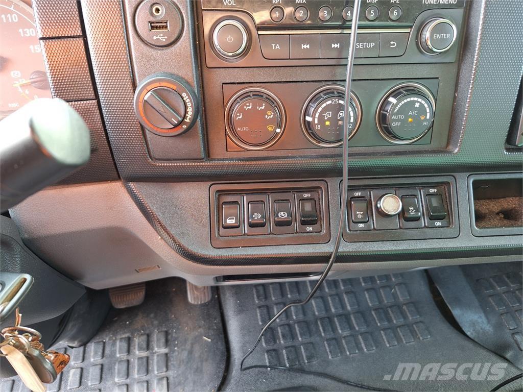 Renault D 7.5 Грузовики-платформы/боковая разгрузка