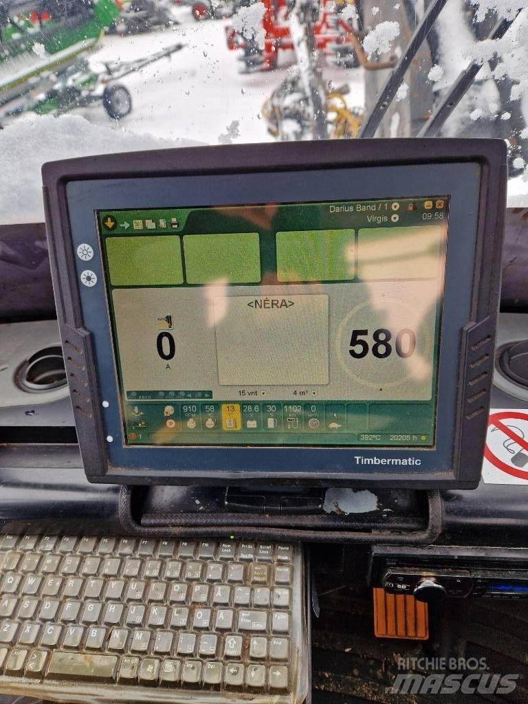 John Deere 1270E Харвестеры