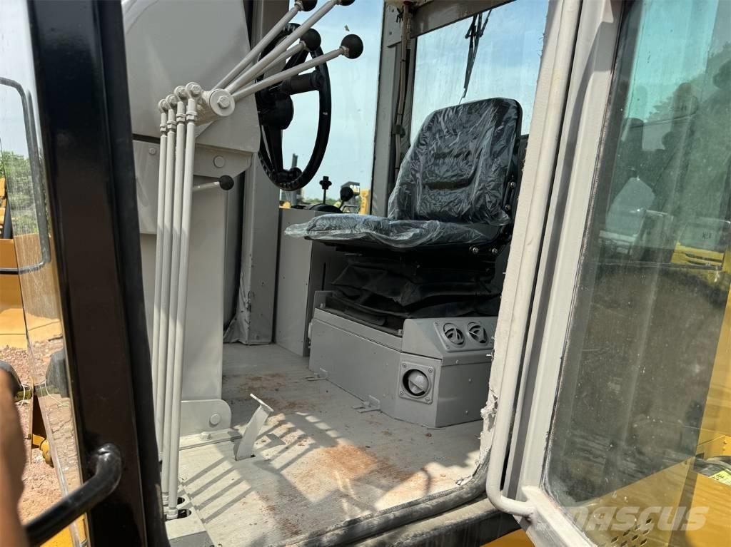 CAT 140G Грейдеры