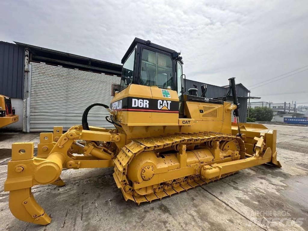 CAT D 6 R Гусеничные бульдозеры