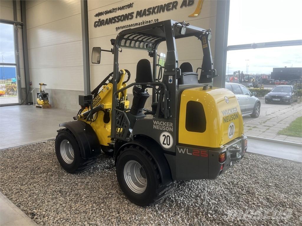 Wacker Neuson WL 25 Фронтальные погрузчики